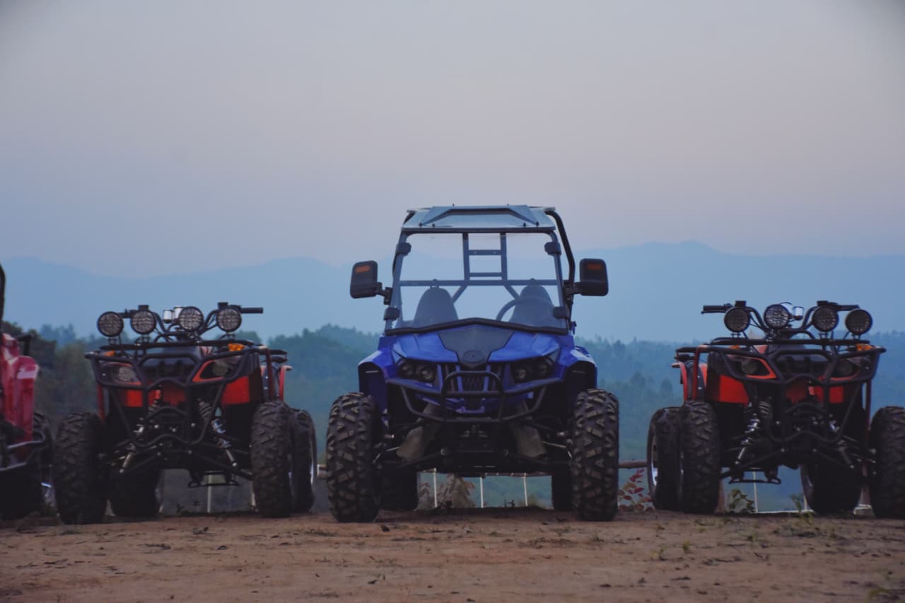 UTV Trail Riding b